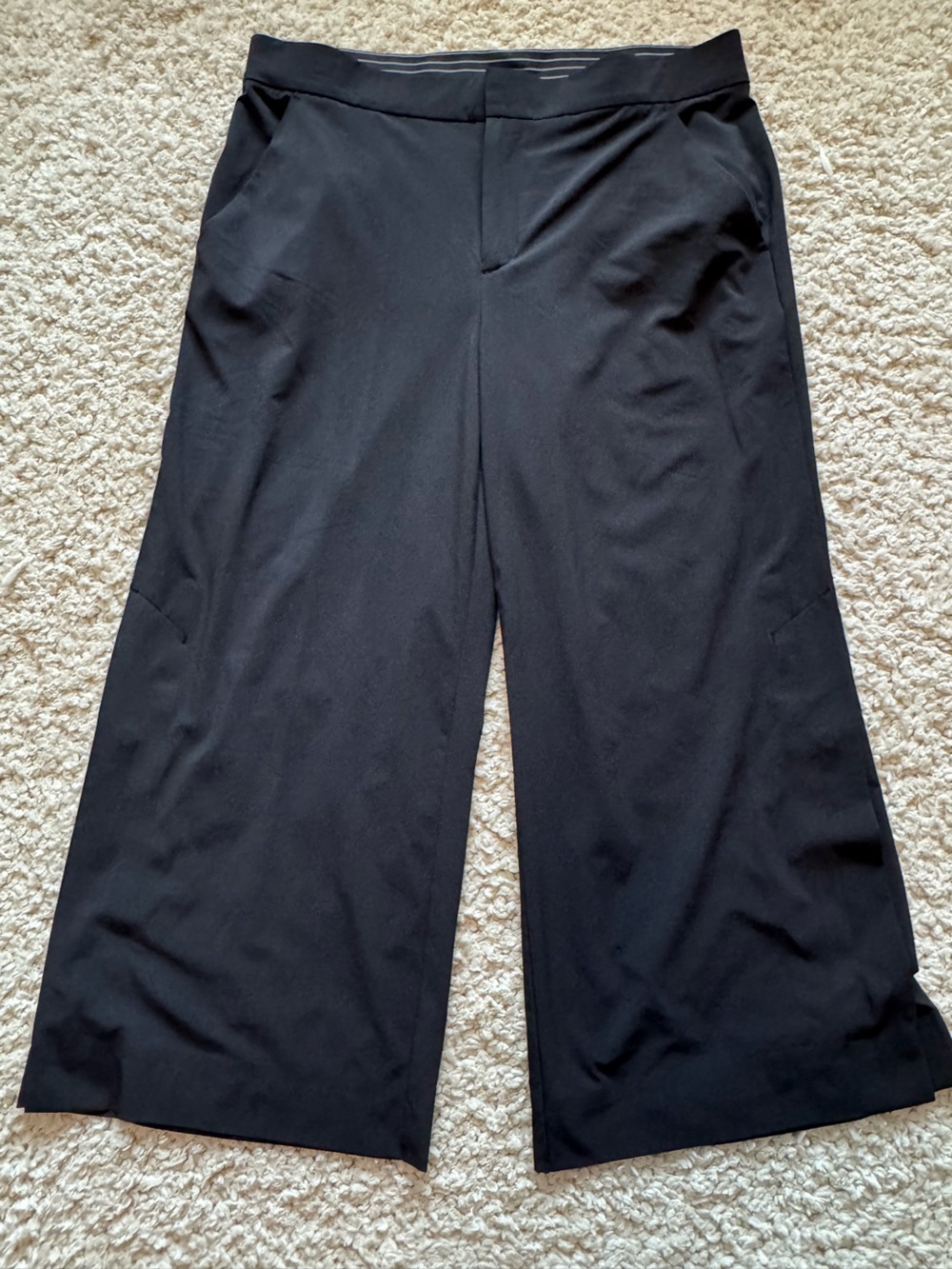 Athleta Tribeca Cropped Wide-Leg Pants in Black